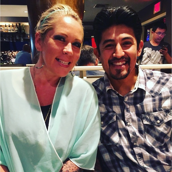 Meet your Posher, Whitney - Picture 1 of 1